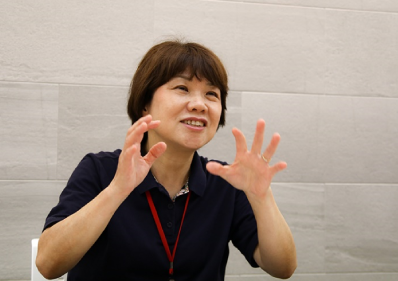 吉田巳里子氏